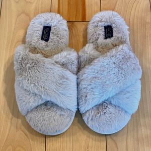 RACHEL Rachel Roy Faux Fur‎ Slippers